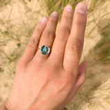 Bague de fiançailles saphir vert joaillerie Manal Paris