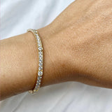 Bracelet jonc faubourg 25 diamants joaillerie Manal Paris